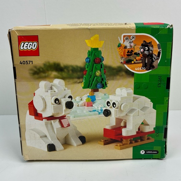 New LEGO Wintertime Polar Bears 40571 Christmas Decor Building Kit 312 pieces - Picture 3 of 6